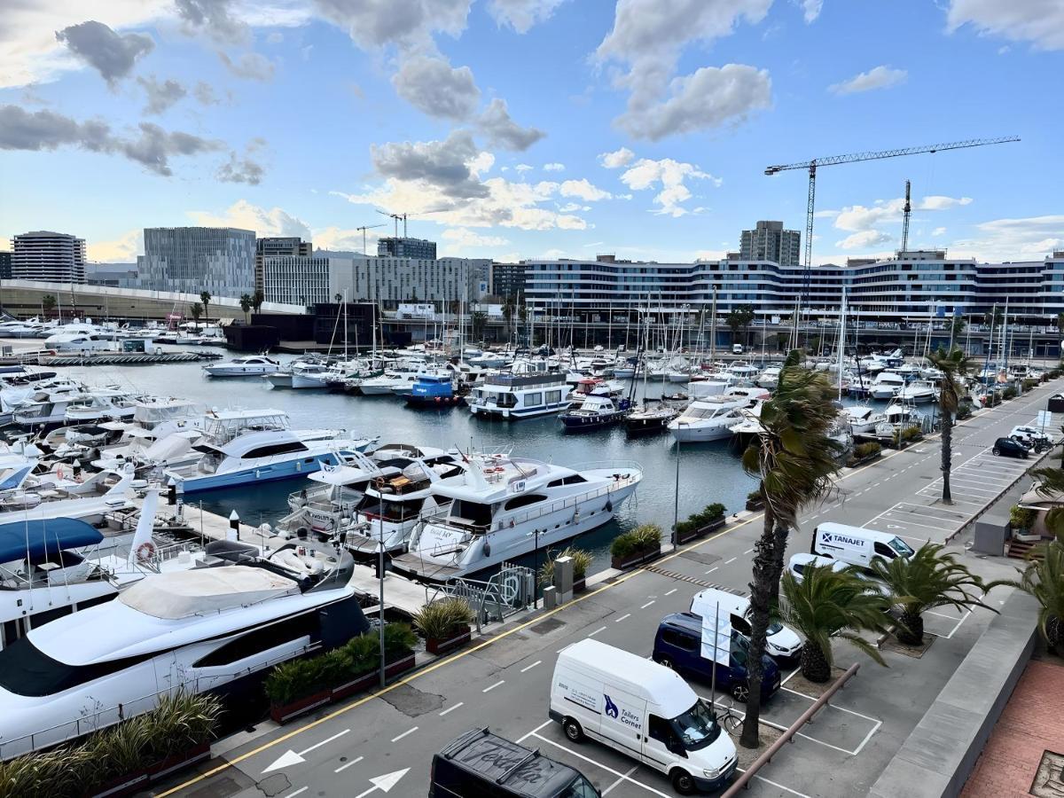 Cozy Private Two Rooms Yacht In Barcelona With Free Parking Sant Adrià de Besòs Extérieur photo